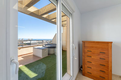 8-e64a9055bba3e77ac8aca3b893cdf826