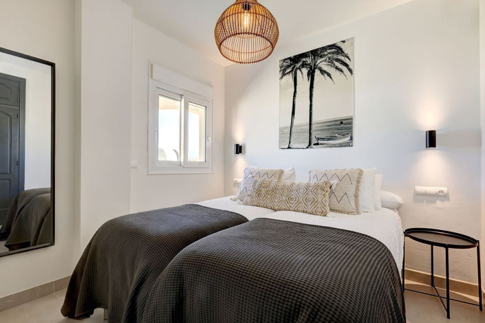 Image No.25-2 Bed Apartment for sale