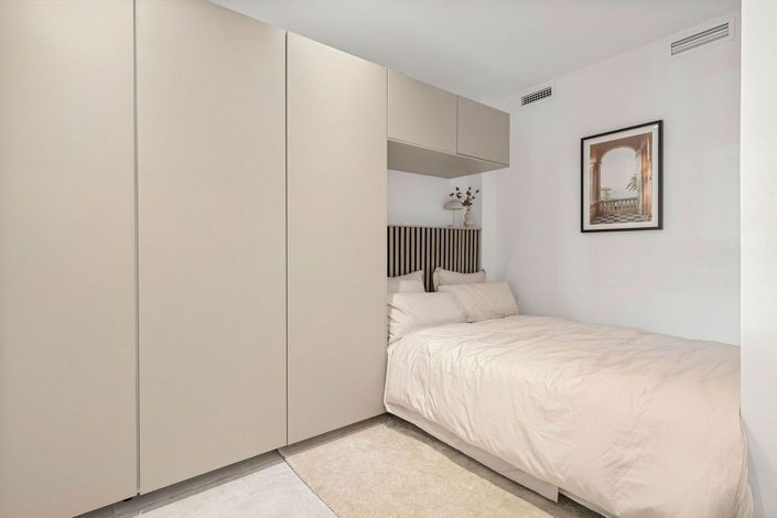 Image No.17-3 Bed Apartment for sale