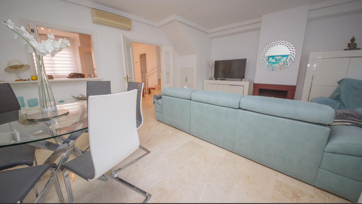 Image No.8-3 Bed Townhouse for sale