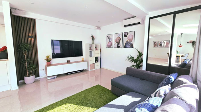 Image No.10-3 Bed Apartment for sale