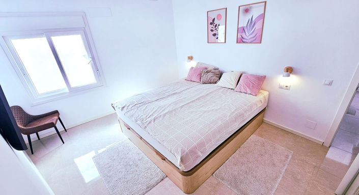 Image No.22-3 Bed Apartment for sale