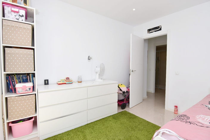 Image No.27-3 Bed Apartment for sale