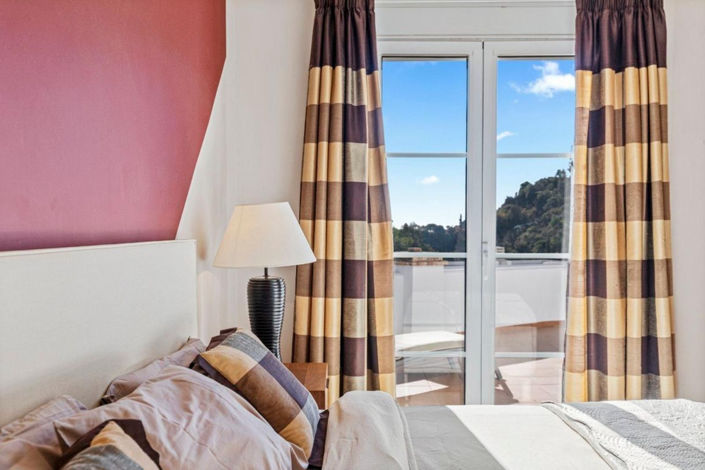 Image No.19-3 Bed Apartment for sale