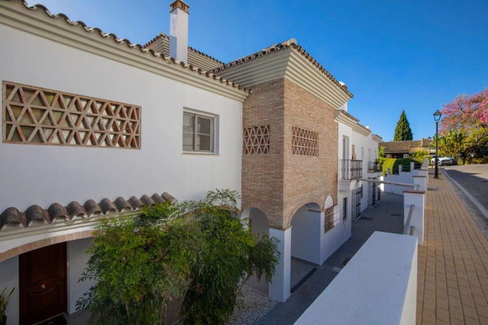 Image No.30-3 Bed Apartment for sale