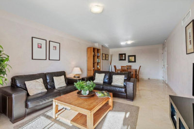 8-e64a9055bba3e77ac8aca3b893cdf826