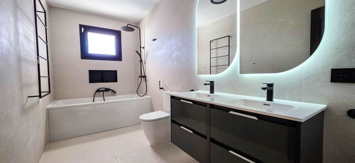 Image No.24-4 Bed Villa for sale