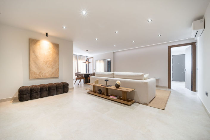 Image No.8-5 Bed Villa for sale