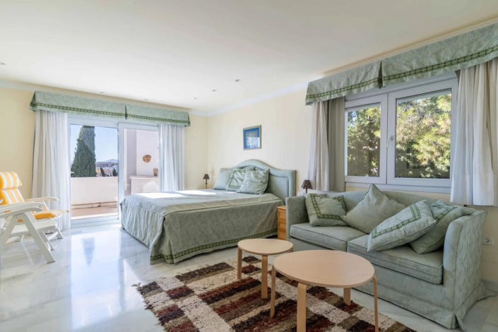 Image No.29-5 Bed Villa for sale