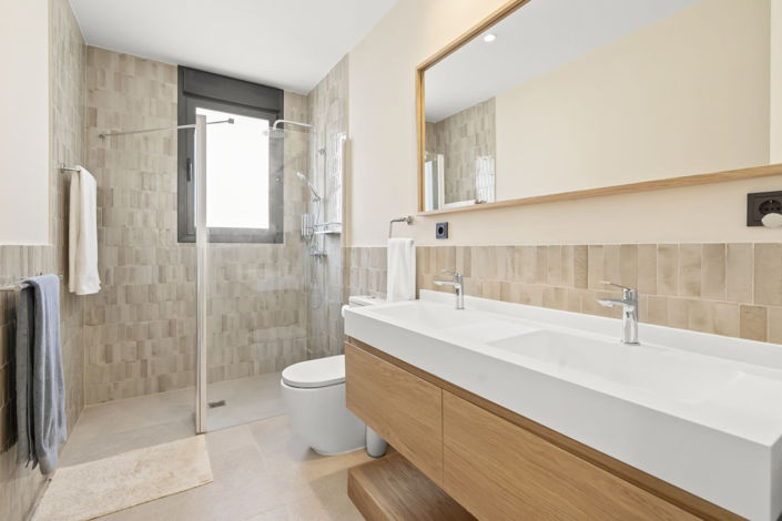 Image No.26-Villa de 4 chambres à vendre à Manilva