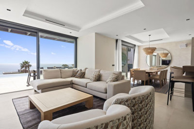 8-e64a9055bba3e77ac8aca3b893cdf826