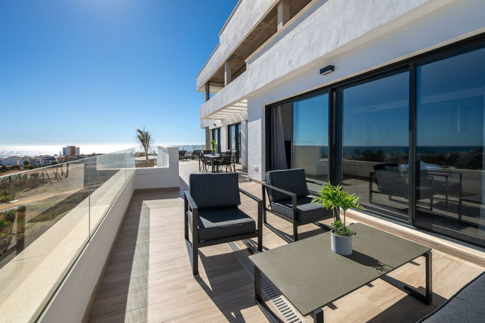 Image No.19-4 Bed Apartment for sale