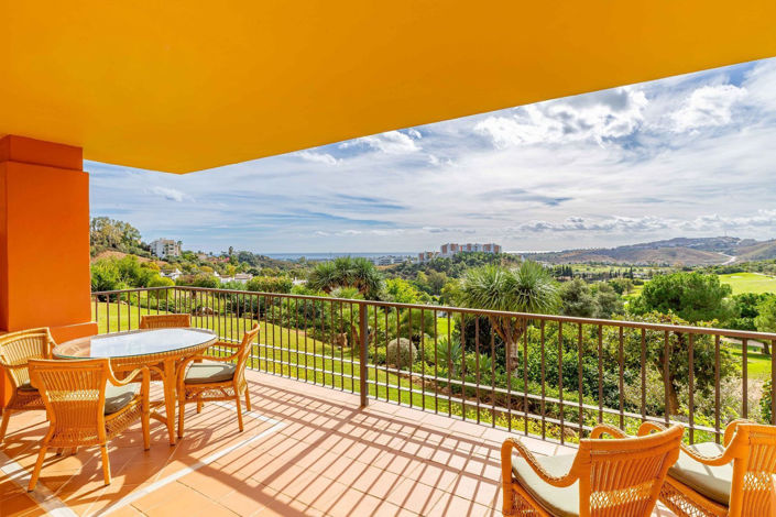 Image No.1-3 Bed Apartment for sale