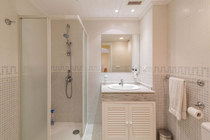 Image No.9-3 Bed Apartment for sale