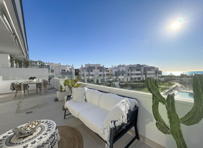 Image No.12-2 Bed Apartment for sale