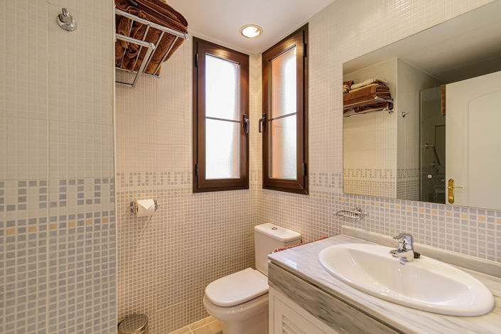 Image No.13-3 Bed Apartment for sale