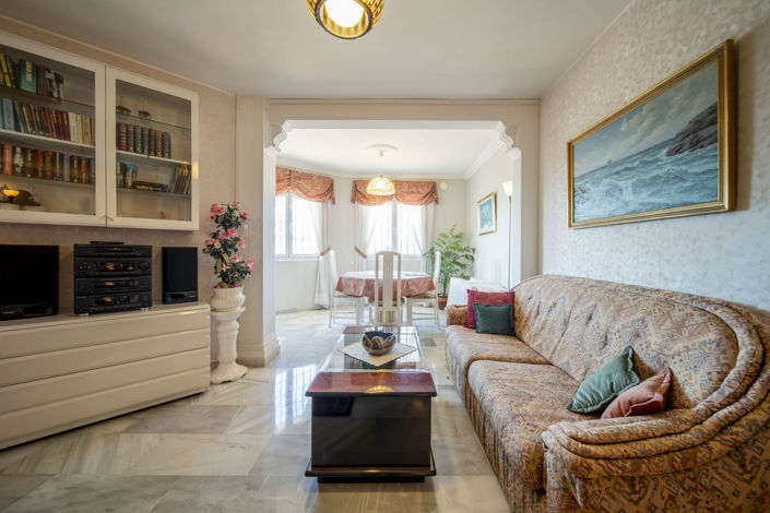 Image No.17-4 Bed Villa for sale