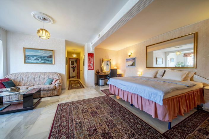 Image No.18-4 Bed Villa for sale