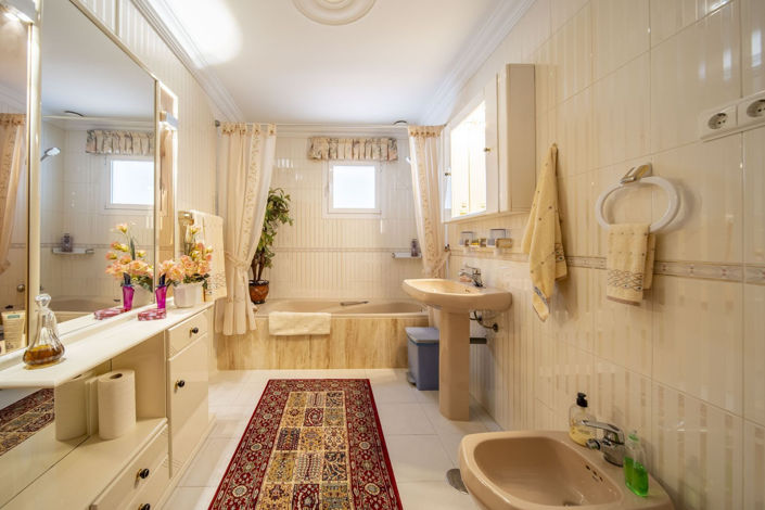 Image No.22-4 Bed Villa for sale