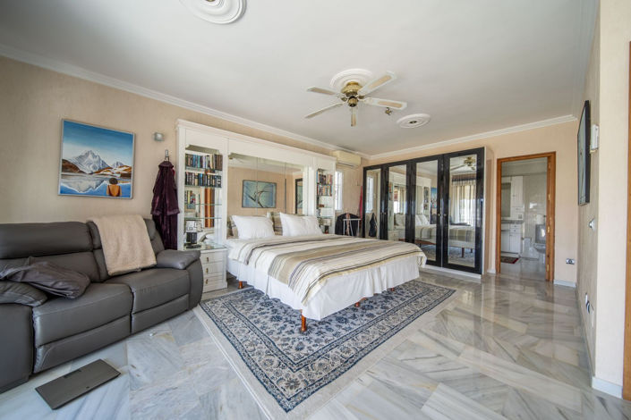 Image No.23-4 Bed Villa for sale