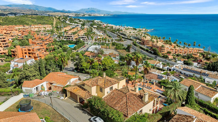 Image No.30-7 Bed Villa for sale