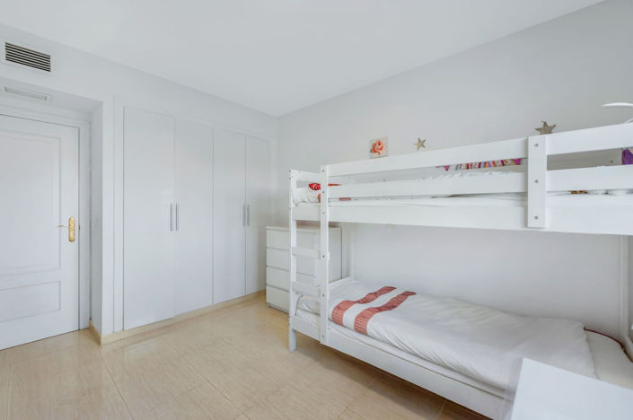 Image No.24-2 Bed Apartment for sale