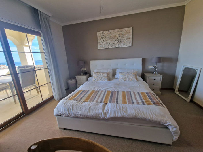 Image No.10-3 Bed Apartment for sale