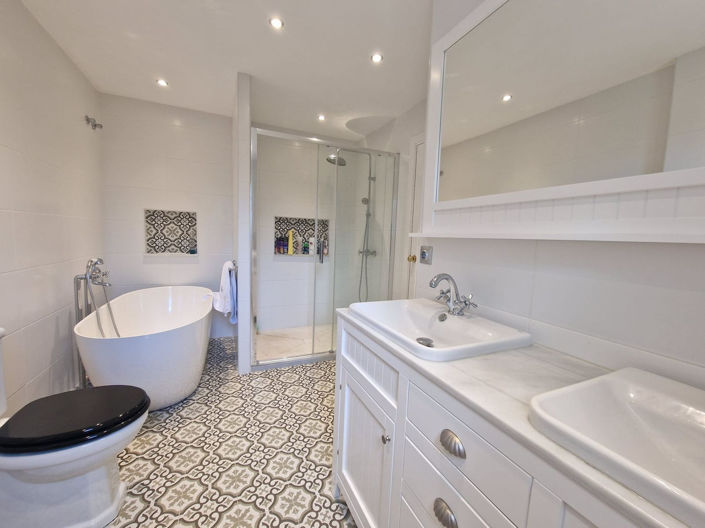 Image No.15-3 Bed Apartment for sale