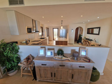 8-e64a9055bba3e77ac8aca3b893cdf826