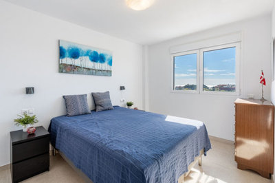 12-53013098fcab6c38b1379cd33298e050