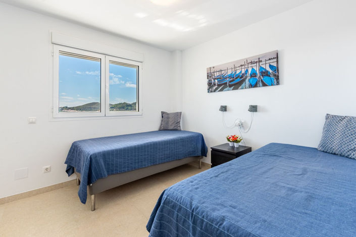 Image No.13-3 Bed Apartment for sale