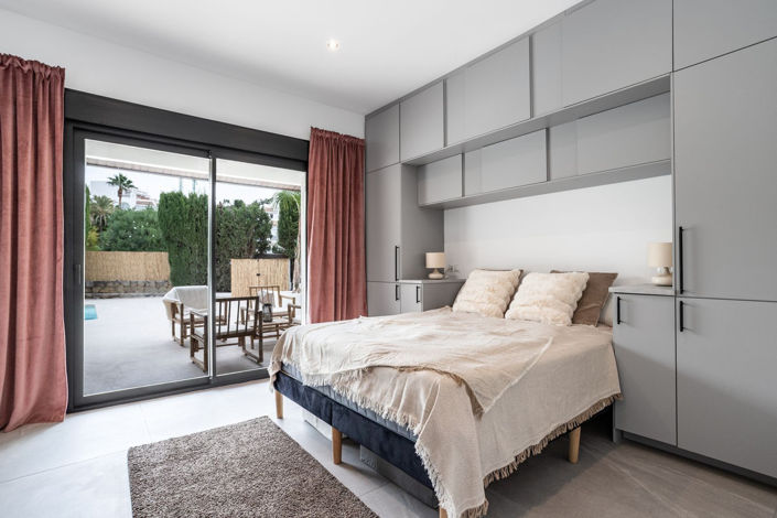 Image No.17-4 Bed Villa for sale