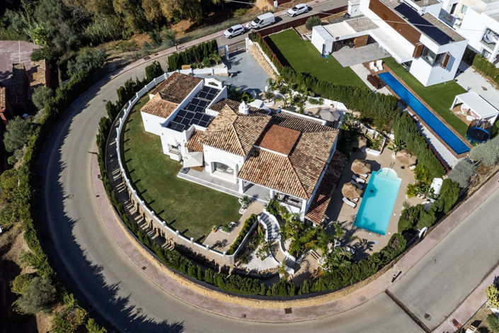 Image No.2-4 Bed Villa for sale