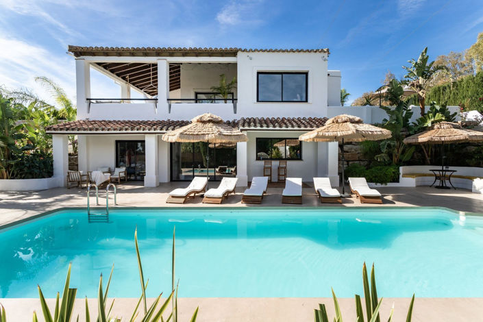 Image No.3-4 Bed Villa for sale