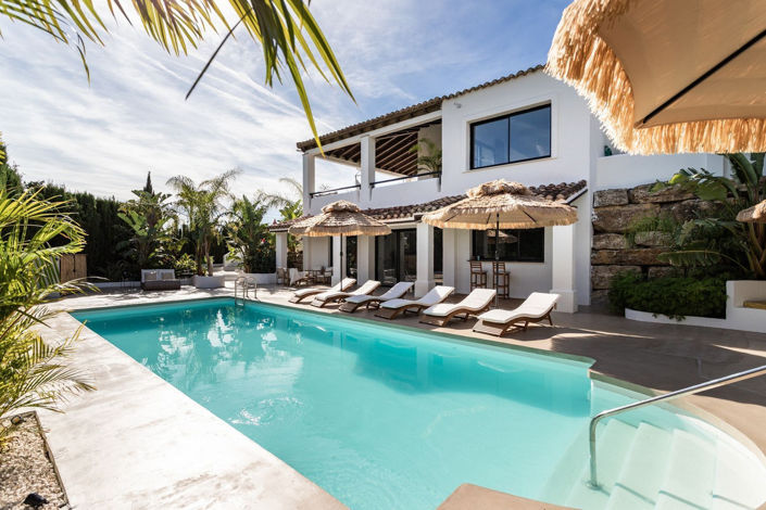 Image No.4-4 Bed Villa for sale