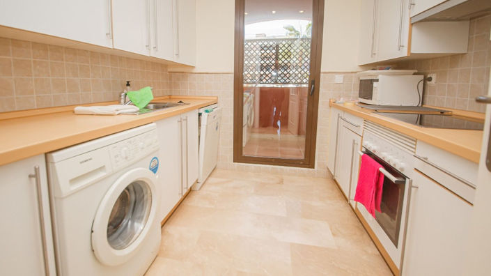 Image No.12-3 Bed Apartment for sale