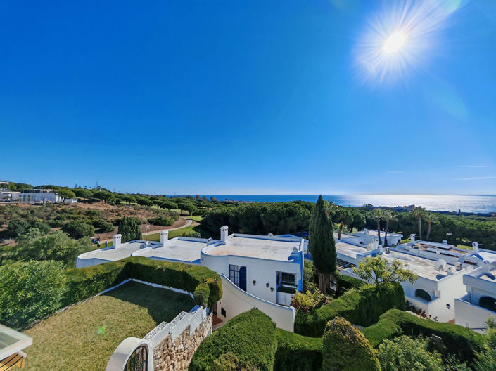 Image No.19-2 Bed Townhouse for sale