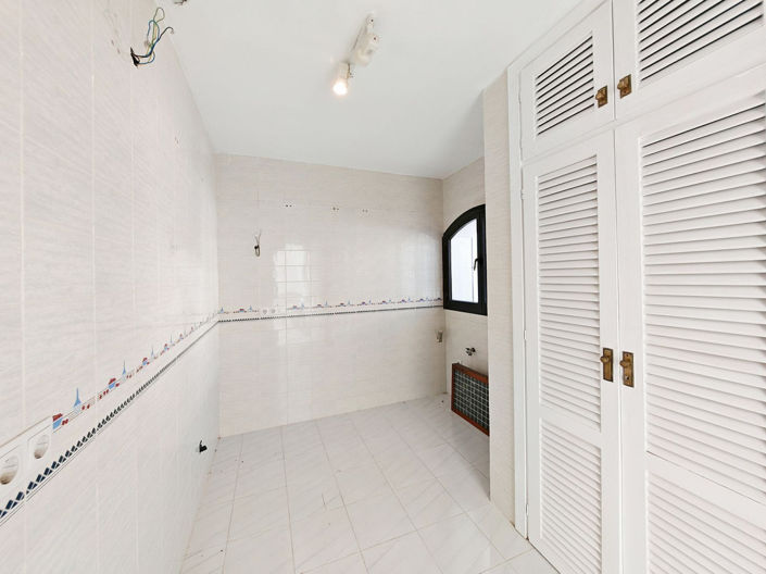 Image No.7-2 Bed Townhouse for sale