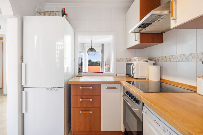 Image No.8-2 Bed Apartment for sale