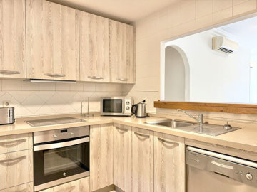 15-11d12f2f454f2f5e9b981fdd8b901d51