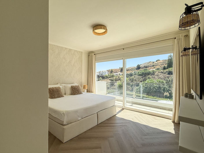 Image No.19-3 Bed Villa for sale