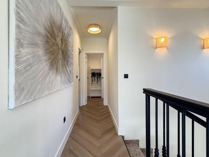 Image No.28-3 Bed Villa for sale