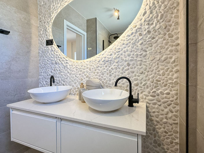 Image No.30-3 Bed Villa for sale