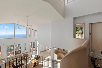 11-20939a0134ad724a8cb2a801094d15a4