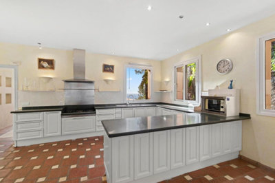 14-d70dc3102c00d7be0e872dfe1c1f86d7