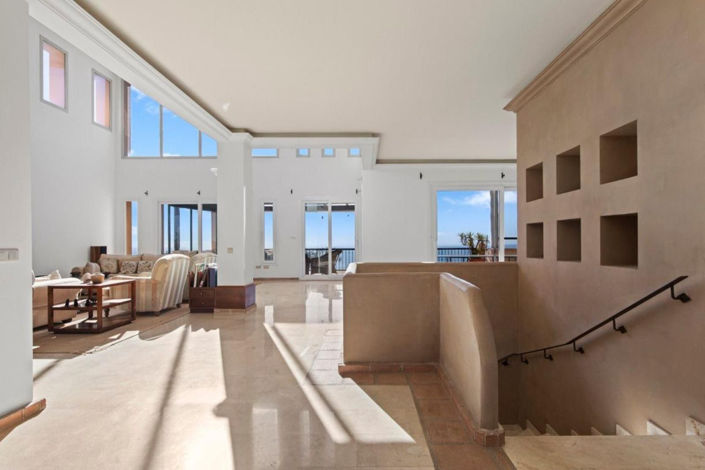 Image No.16-5 Bed Villa for sale