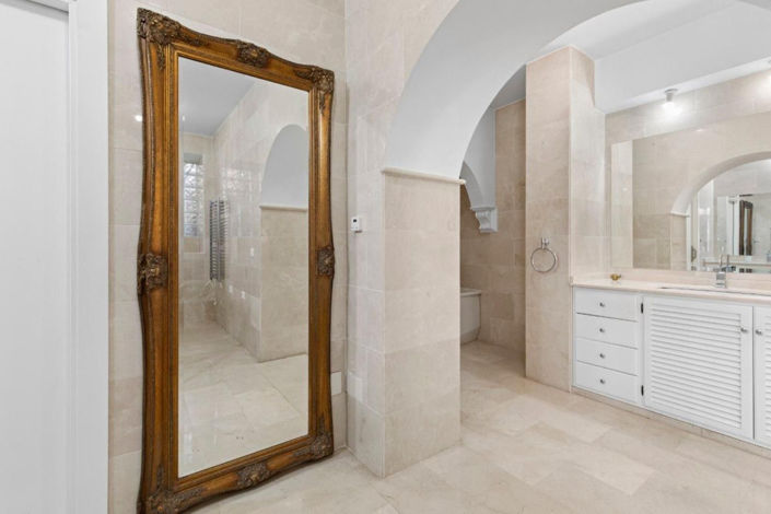 Image No.22-5 Bed Villa for sale