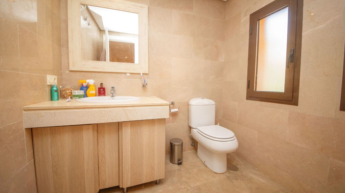 Image No.17-3 Bed Apartment for sale