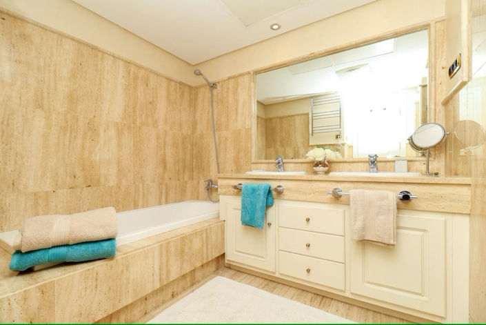 Image No.21-2 Bed Apartment for sale