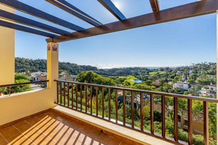 Image No.4-4 Bed Apartment for sale